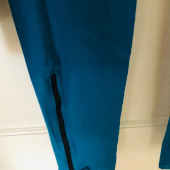 J Brand Azure size 32 jeans fits 12-14 (turquoise) stretch Moto skinny - Picture 13 of 16